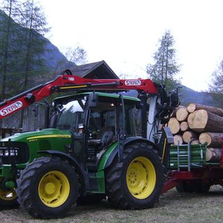 Grue de tracteur Z avec remorque Grue de tracteur Z avec remorque