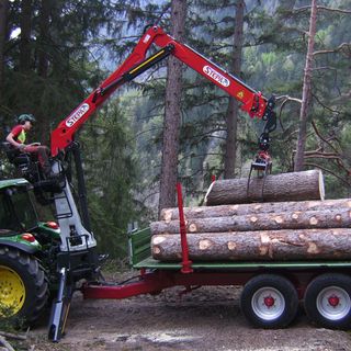 Grue de tracteur Z avec remorque Grue de tracteur Z avec remorque